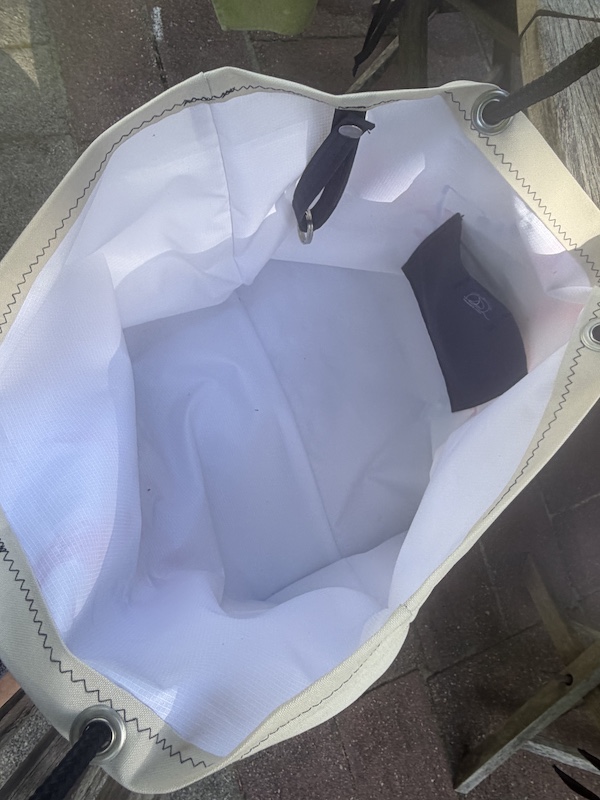 Lobster XL Tote Bag - Image 4