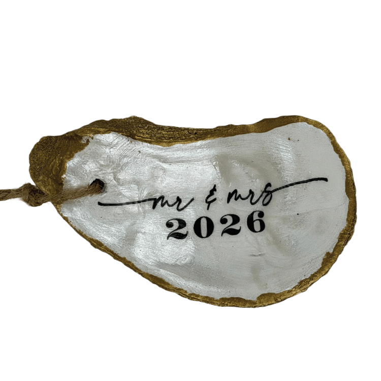 Decoupage Shell Ornament Mr & Mrs w/Custom Year